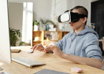 The New Apple Vision Technology Pros and Cons