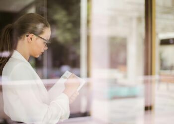 Revolutionizing IT Service Management  Snuvik Technologies’ Dynamic Synergy with Oracle and ServiceNow