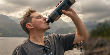 Water to Go: Sauberes Trinkwasser für Alltag, Reisen und Outdoor-Abenteuer